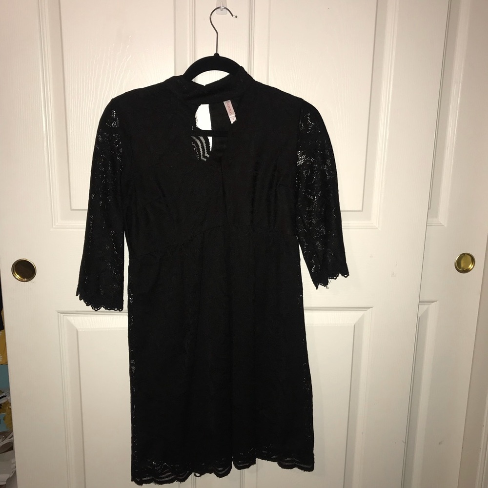 black lace dress